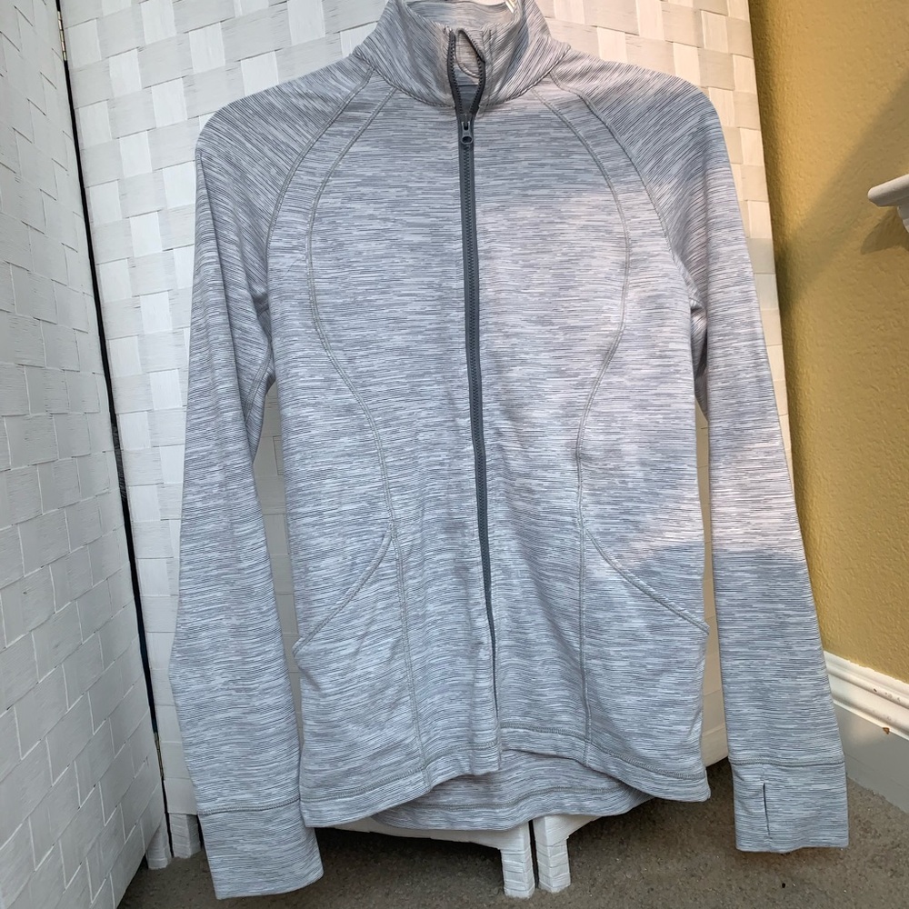Lululemon long sleeve zip up
